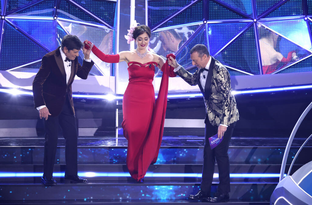 Chiara Francini a Sanremo 2023: il terzo ingresso ed il monologo