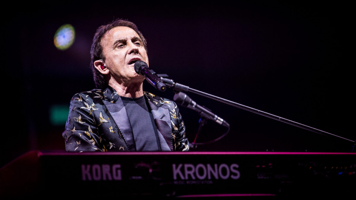 Roby Facchinetti, rapina nella sua villa a Bergamo: “Sono stati 35 minuti terribili, i più brutti della nostra vita”