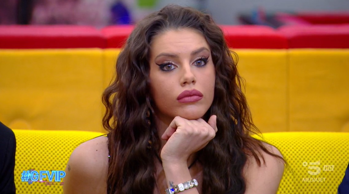 Grande Fratello Vip 7, lite tra Antonella Fiordelisi ed Edoardo Tavassi: “Non auguro a Donnamaria di stare con te”