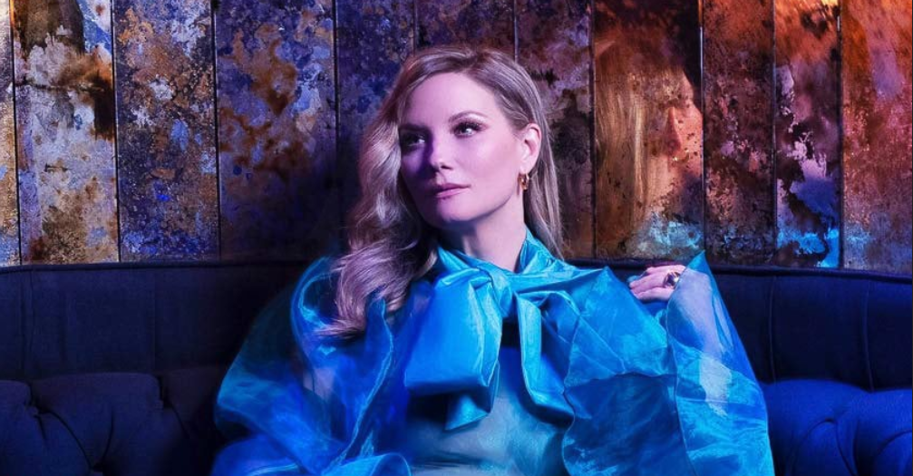 Jennifer Nettles nel reboot “L’esorcista”, Addison Rae e Patrick Dempsey in “Thanksgiving” di Eli Roth
