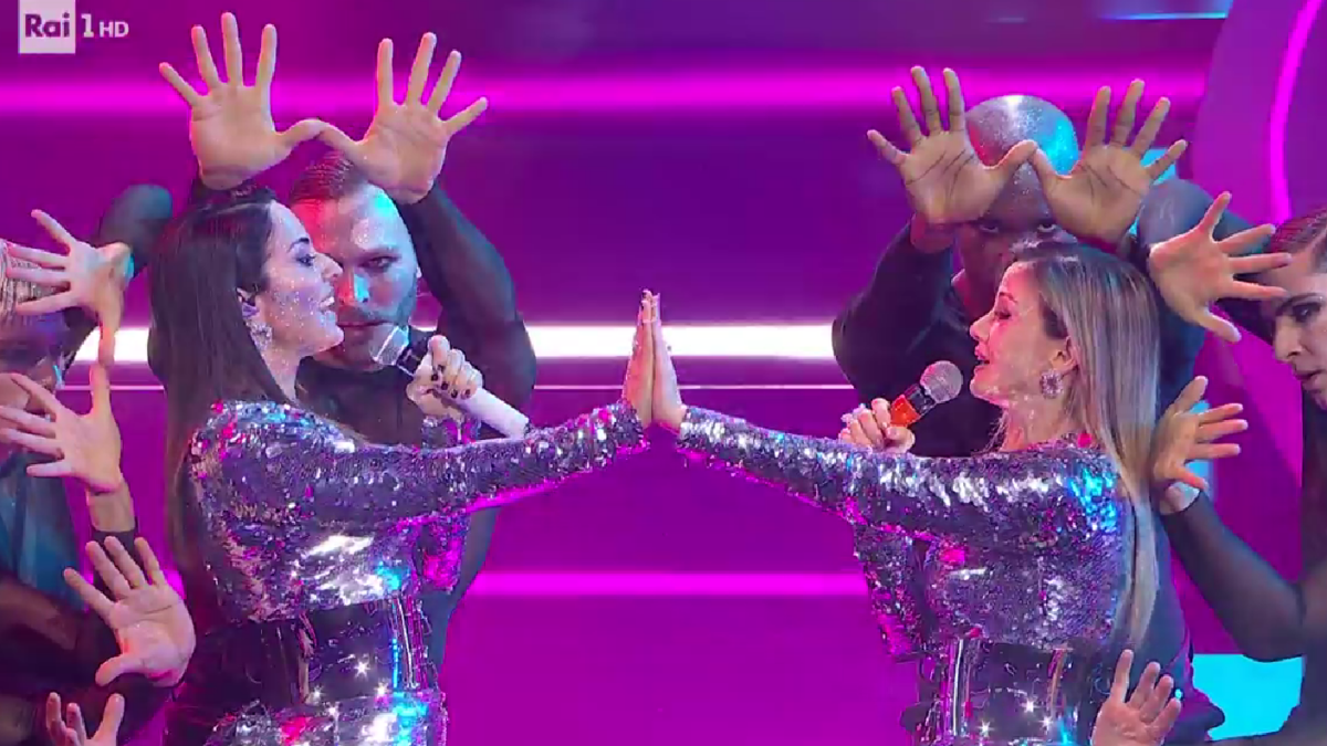 Paola & Chiara a Sanremo 2023, le dichiarazioni in conferenza stampa: “L’amore dei social ci ha travolto”