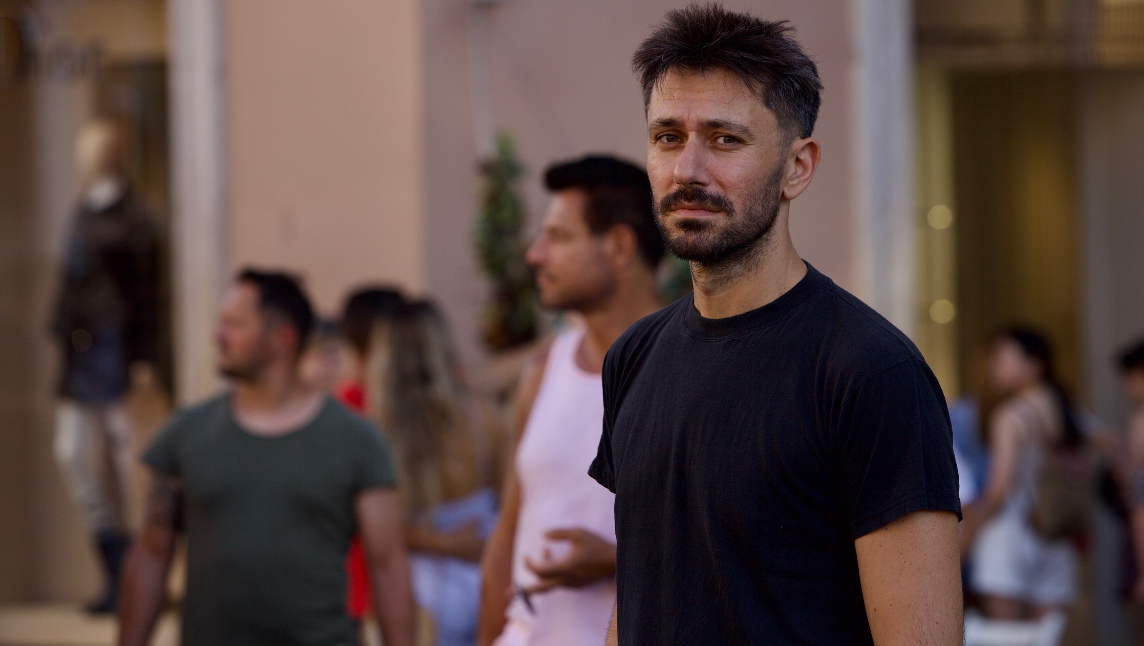Alessandro Arcodia a TvBlog: “La mia fortuna è arrivata nell’ultimo anno. A Splendida Cornice ho estrema libertà”