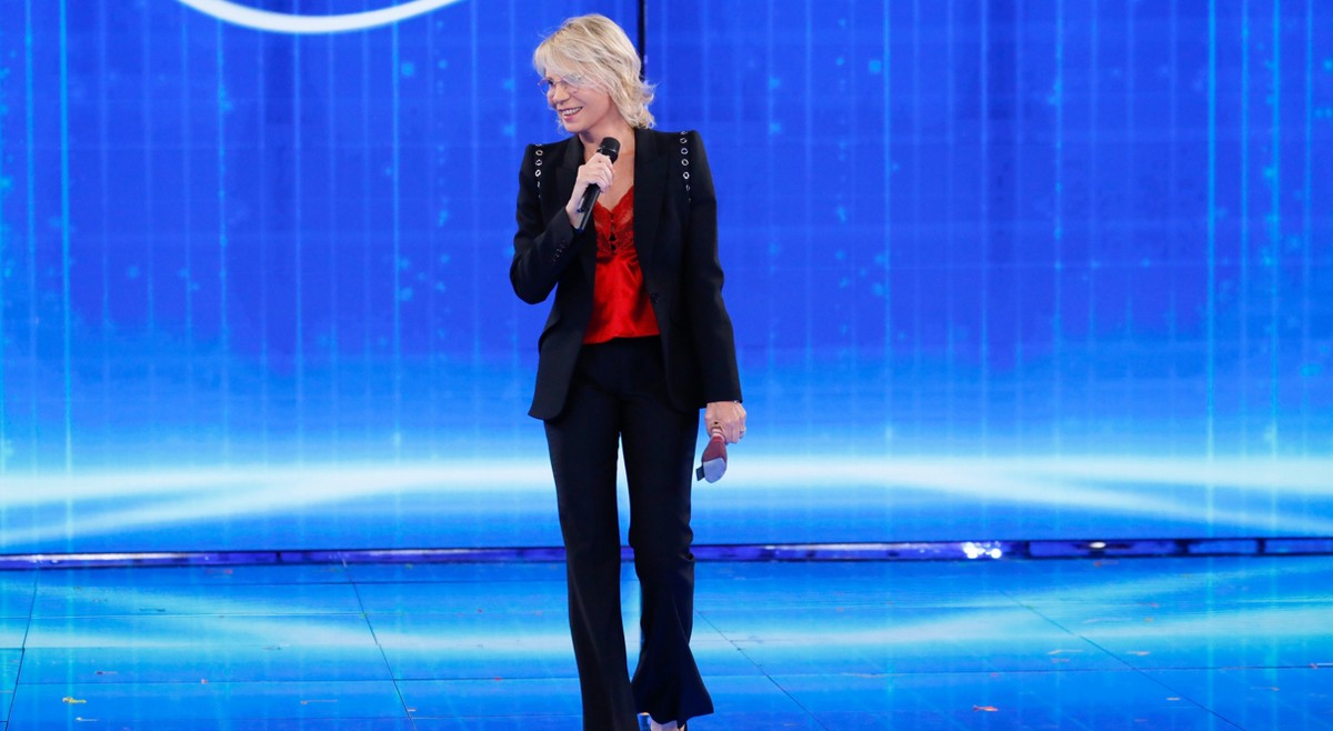 Amici 22, serale, la seconda puntata del 25 marzo 2023 in diretta: Piccolo G e Gianmarco eliminati