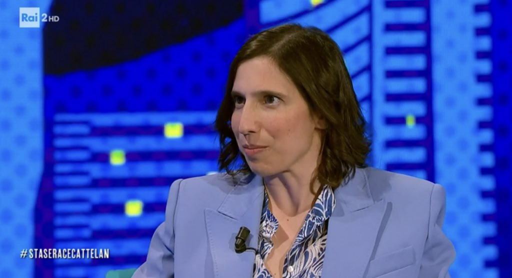 Elly Schlein parla del tweet contro Fabio Fazio: “Mi sono scusata. Ai tempi di Sanremo 2014 avevamo un gruppo d’ascolto”