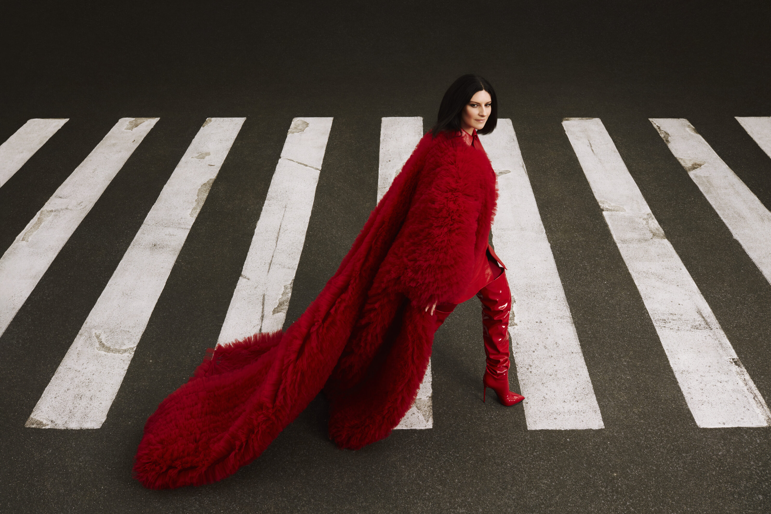 Laura Pausini World Tour 2023/2024: biglietti, date e città (raddoppiano i concerti a Roma, Bari e Milano)