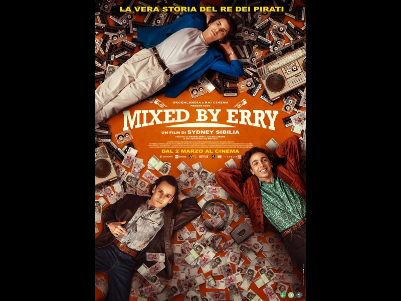 Mixed By Erry: foto e poster del film di Sydney Sibilia al cinema dal 2 marzo
