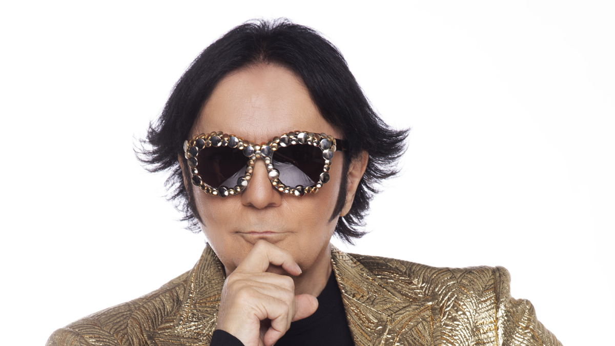 Renato Zero, concerto a Firenze, stasera 7 marzo 2023: anticipazioni e info scaletta