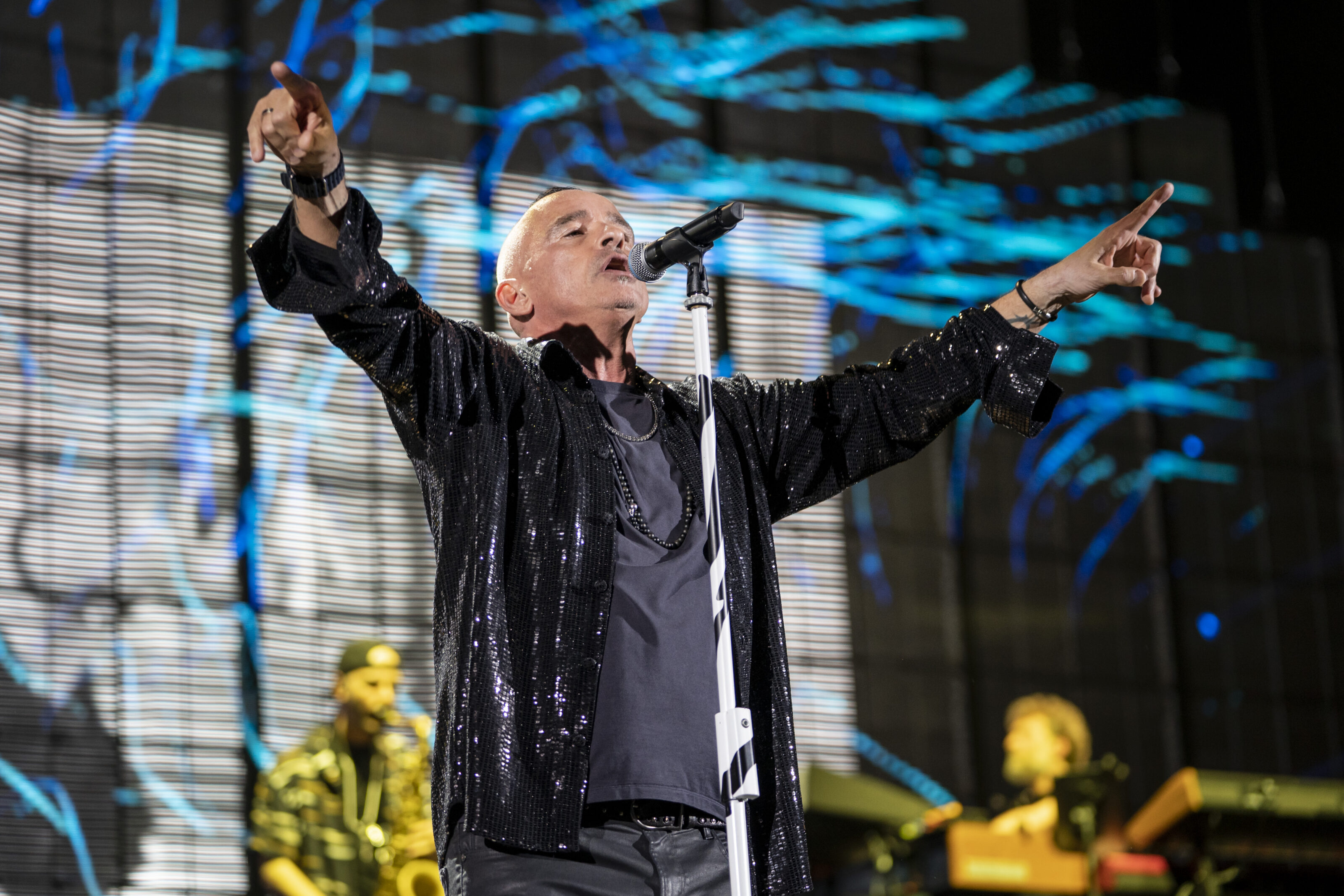 Eros Ramazzotti a Milano, la scaletta del concerto di venerdì 17 marzo 2023 al Forum di Assago