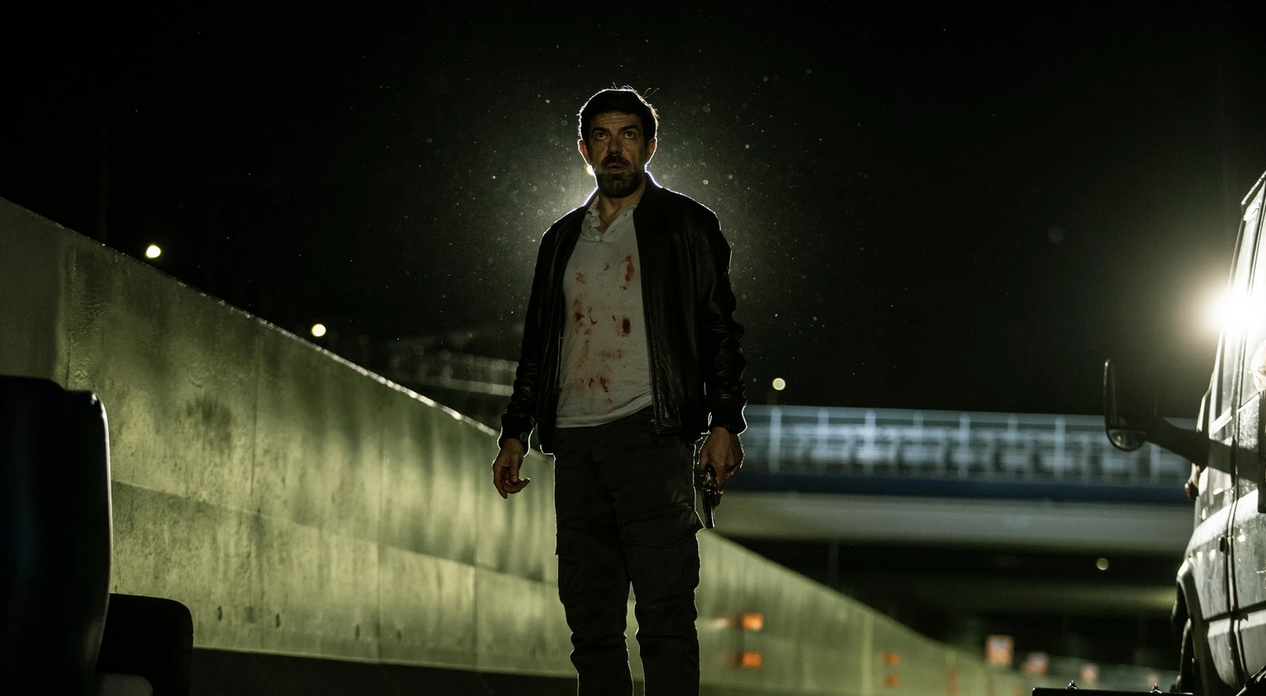 L’ultima notte di Amore: video backstage e colonna sonora del film con Pierfrancesco Favino