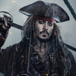 Pirati dei Caraibi Jerry Bruckheimer sta lavorando per riavere Johnny Depp nel franchise