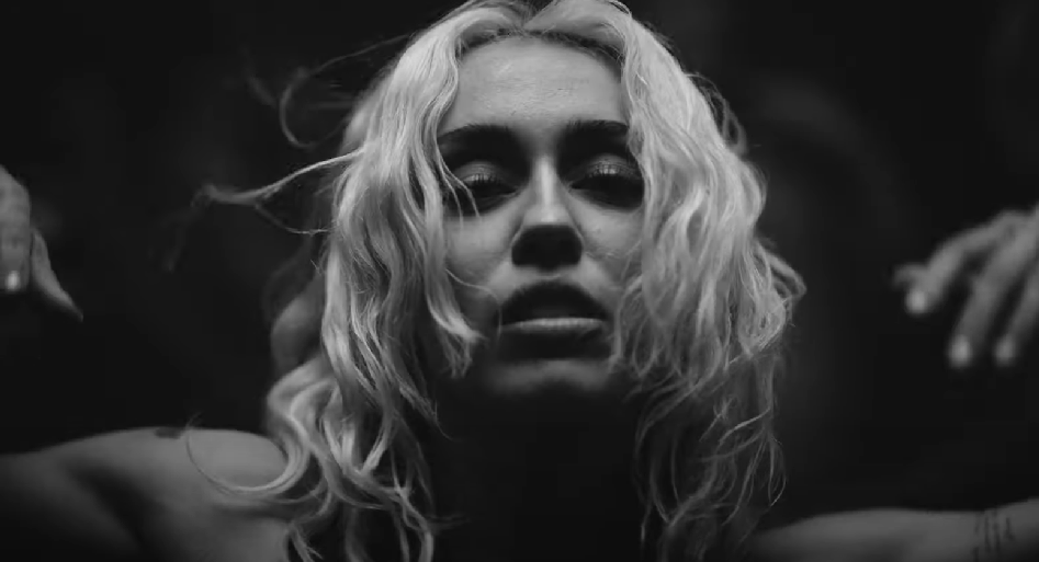River, Miley Cyrus: traduzione, testo e significato del nuovo singolo