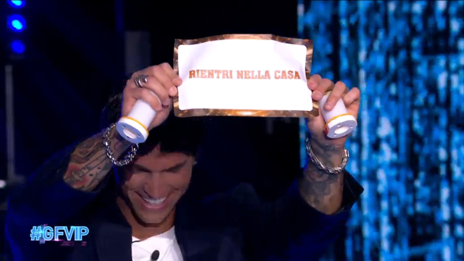 Grande Fratello Vip 7, Andrea Maestrelli eliminato, ma pesca il biglietto di rientro