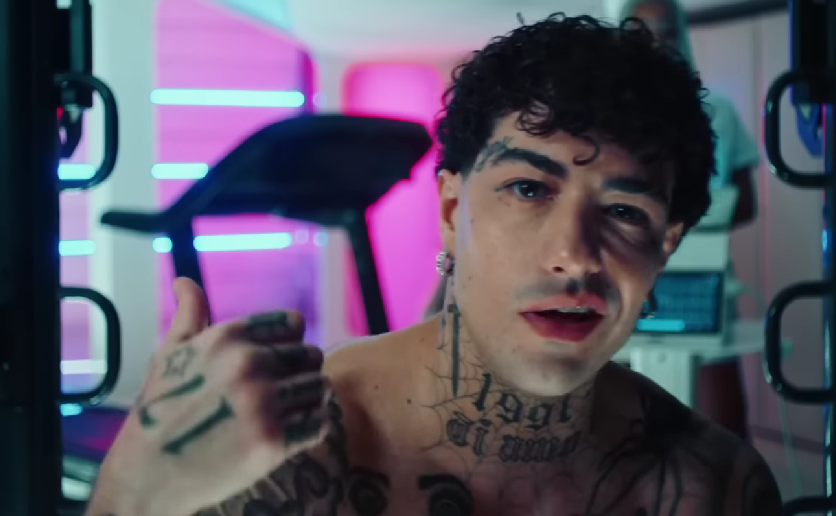 BOSS, Tony Effe: ascolta il brano, testo e video della canzone
