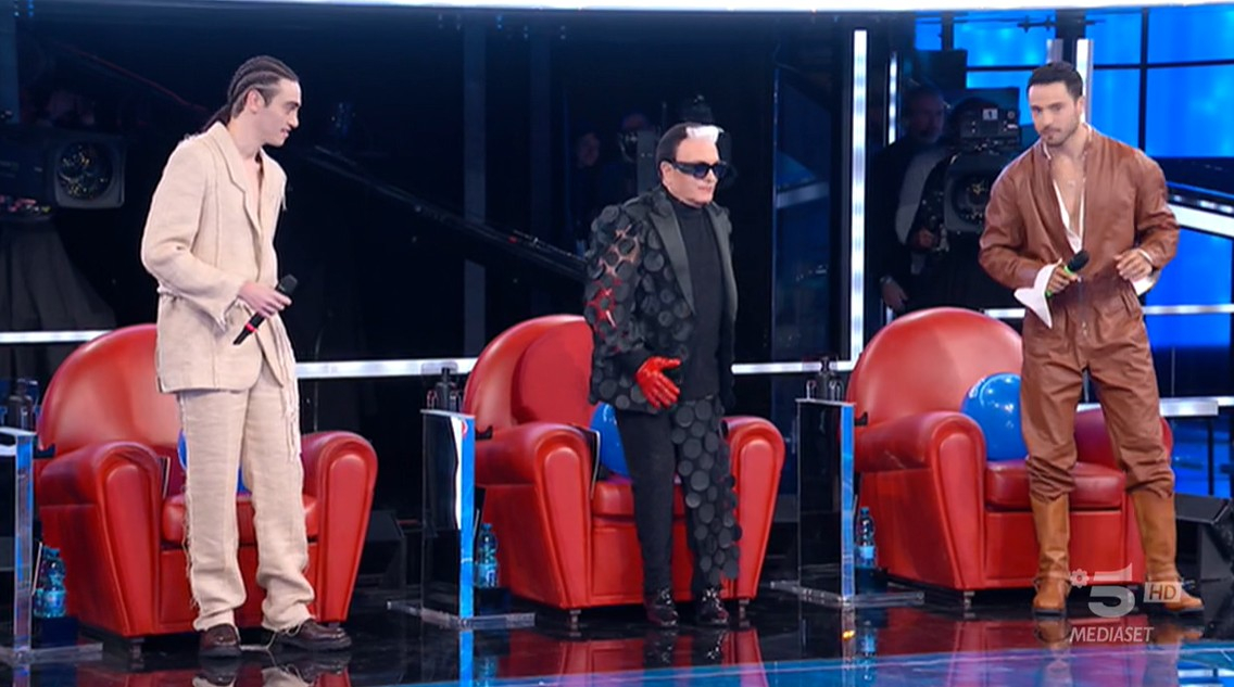 Amici 23, serale: Cristiano Malgioglio, Michele Bravi e Giuseppe Giofrè in giuria