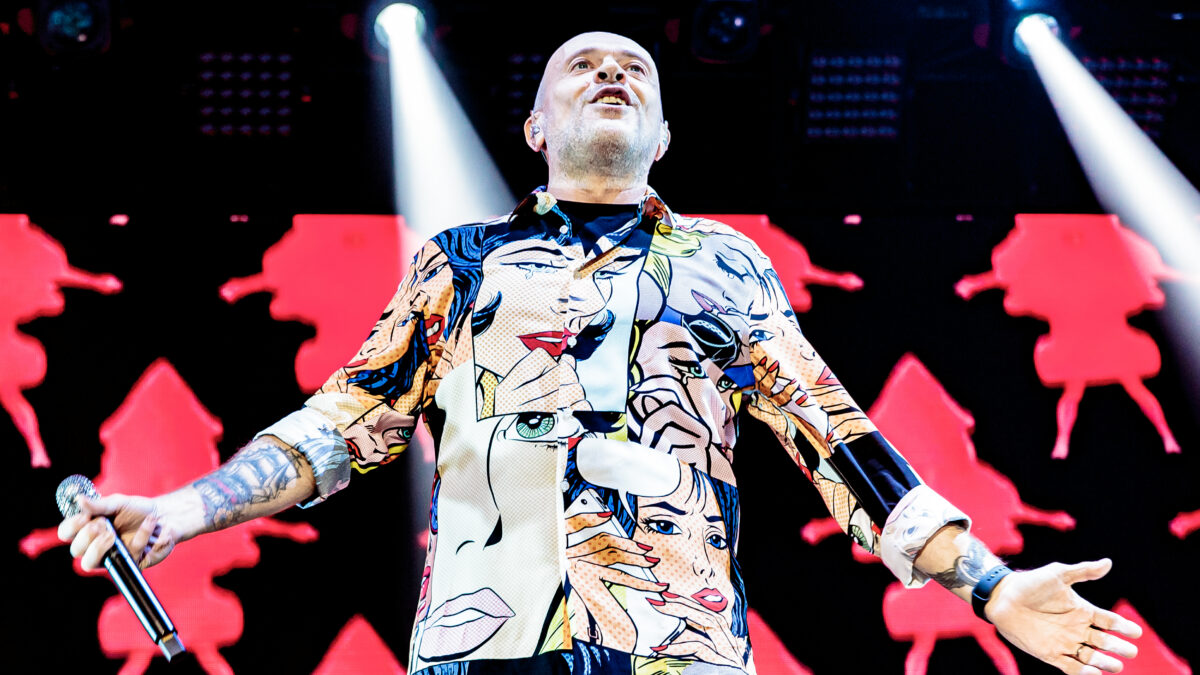 Concerto 7 aprile 2023, Max Pezzali a Eboli (Salerno): la scaletta e info biglietti