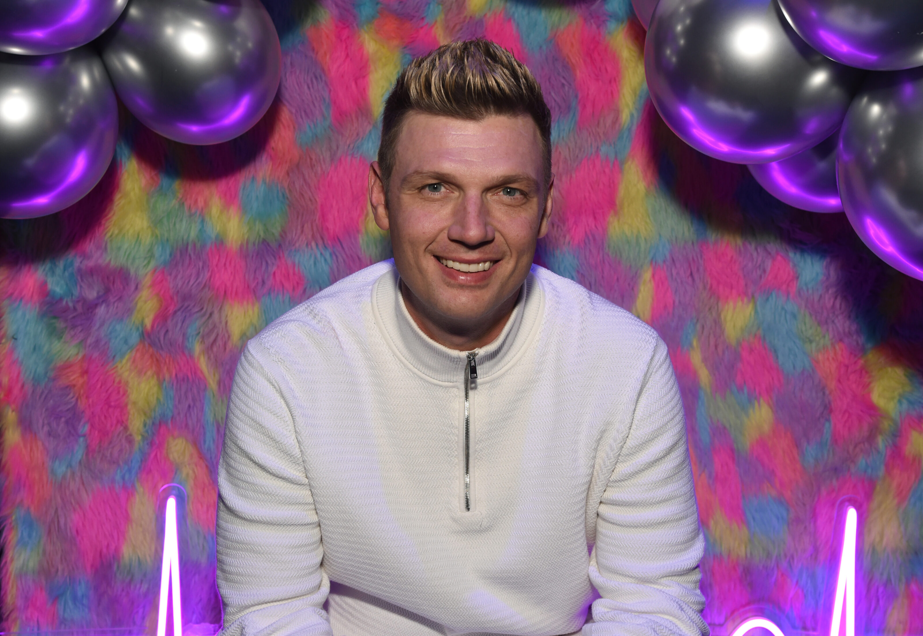 Nick Carter accusato di violenza dalla cantante Melissa Schuman. Lui nega e le fa causa
