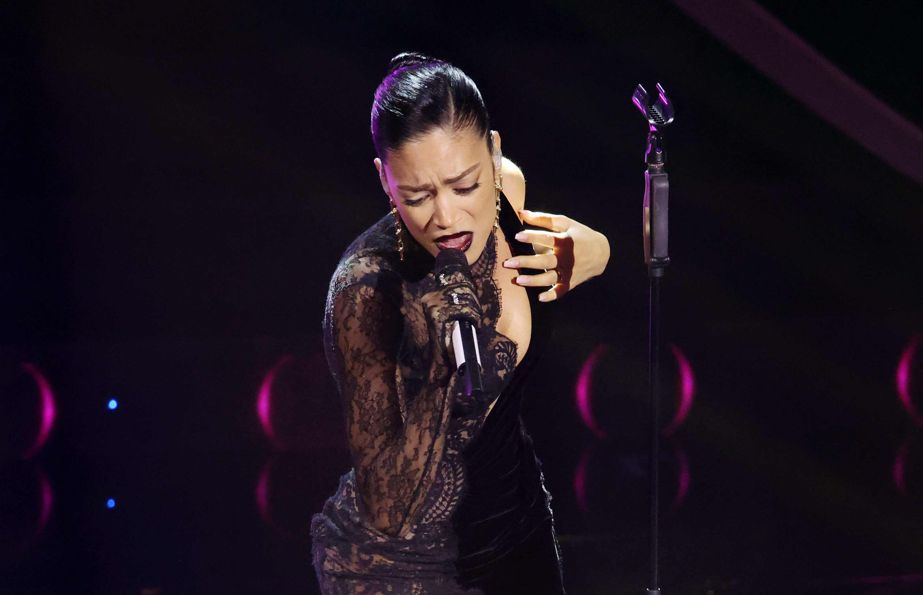 Elodie, sold out al Forum di Assago il 12 maggio 2023. E il concerto sarà trasmesso in diretta streaming…