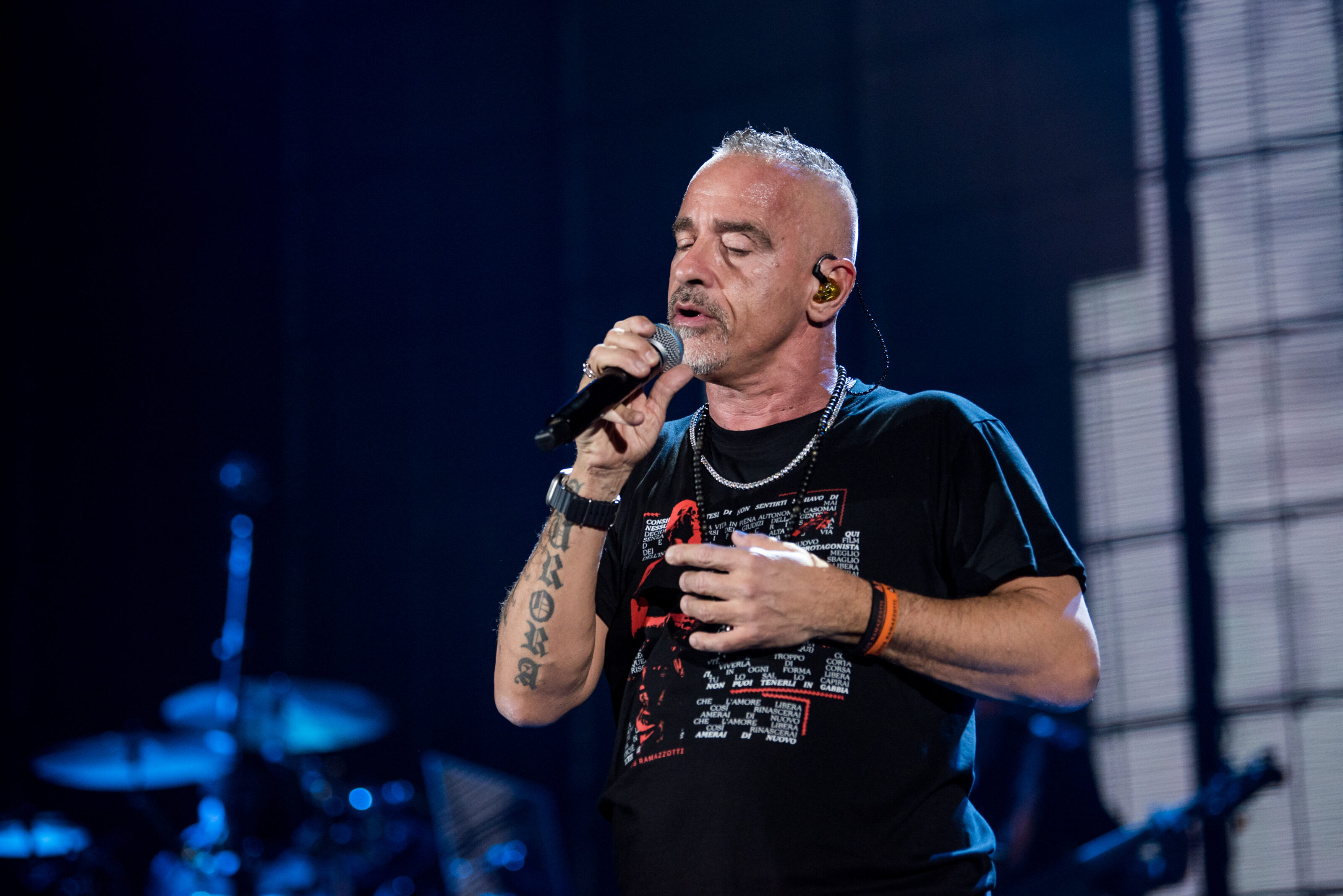 Concerto 28 aprile 2023, Eros Ramazzotti a Jesolo: la scaletta del ‘Battito infinito tour’