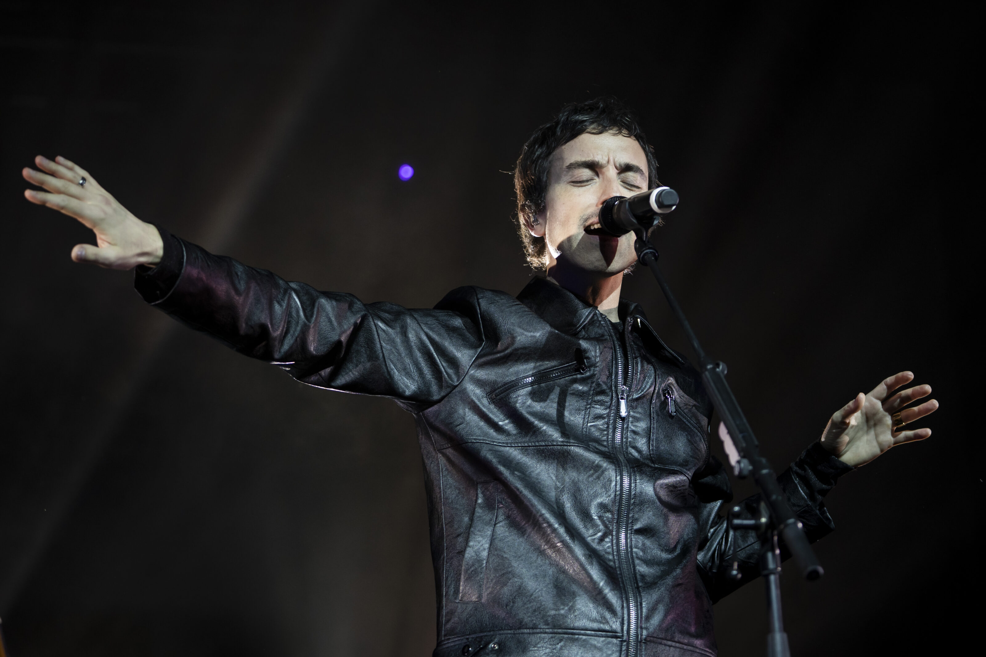 Concerto 27 aprile 2023, Diodato a Bologna: la scaletta del “Così speciale” tour, orario e biglietti