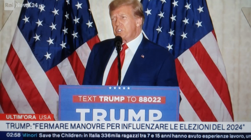 Trump, comizio notturno. Rai News 24 sul pezzo, Sky buca l’intervento