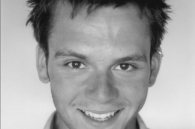 È morto Paul Cattermole dei S Club 7: il cantante aveva 46 anni