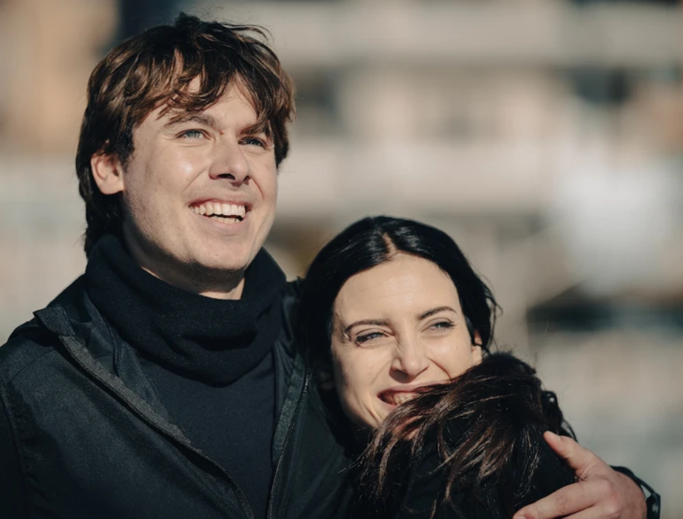 Stasera in tv: “Amici per la pelle” con Massimo Ghini su Rai 1