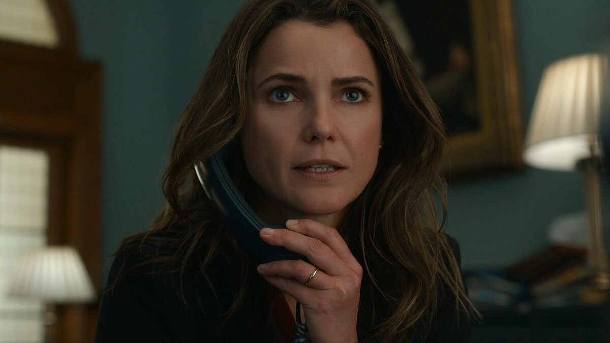 The Diplomat – La Diplomatica su Netflix: uno spy thriller scapigliato, inaspettato e sorprendente.