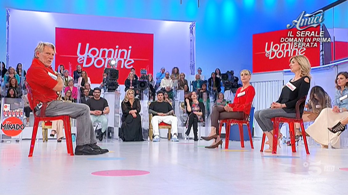 Perché Uomini e Donne oggi 25 aprile 2023 non va in onda