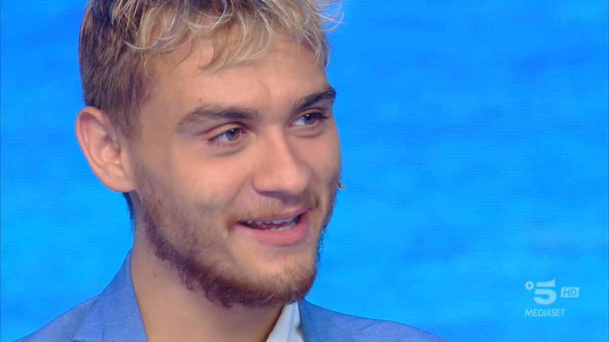 Isola dei Famosi 2023, Simone Antolini rivela: “Melissa è mia figlia” (VIDEO)