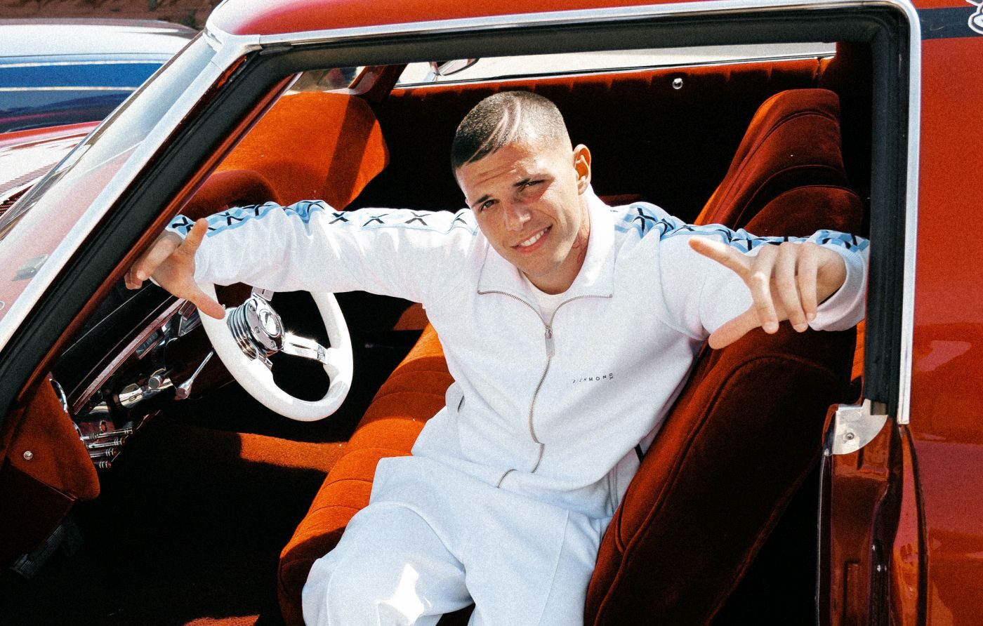 Whip Whip, Rhove: ascolta la canzone, testo e video
