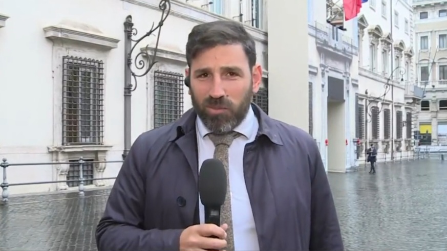 Tommaso Giuntella a TvBlog: “Mio padre non voleva che facessi il giornalista. Agorà? Voglio rimanere per consolidarmi”