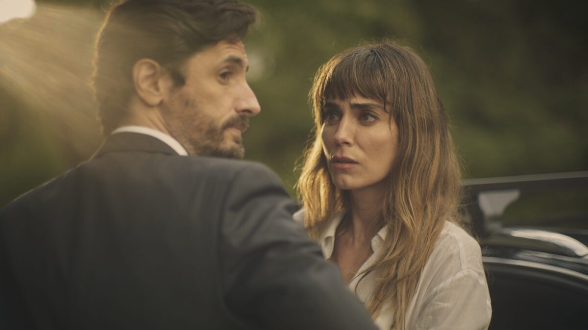 Tutti Mentono su Rai 2 il thriller spagnolo: le puntate di venerdì 30 giugno, trama, cast e streaming della serie tv