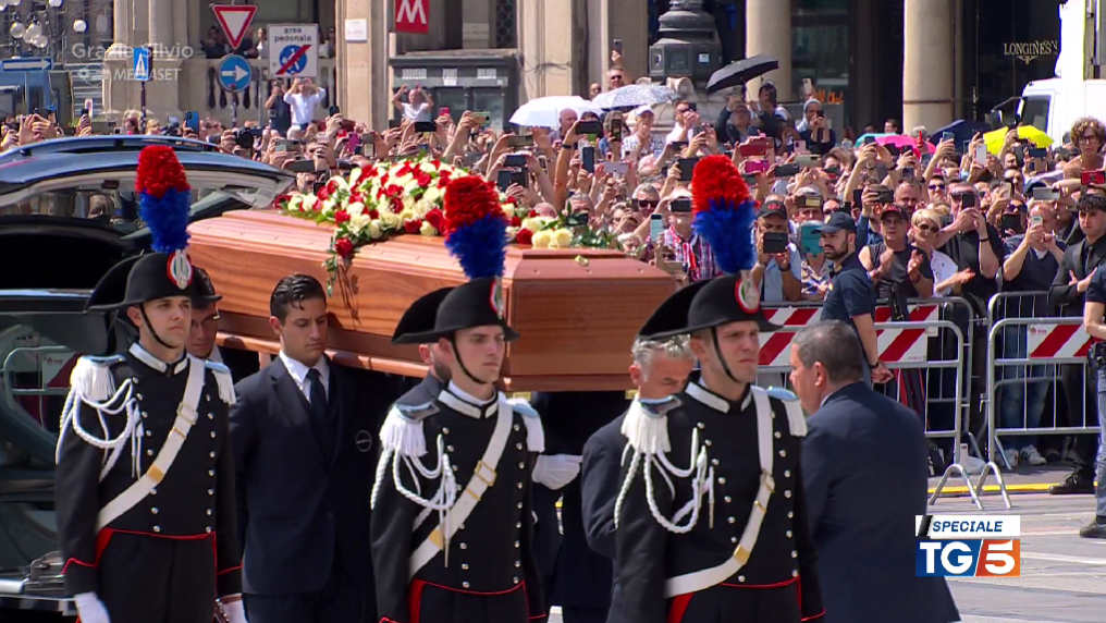 I funerali di Silvio Berlusconi trasmessi in diretta tv