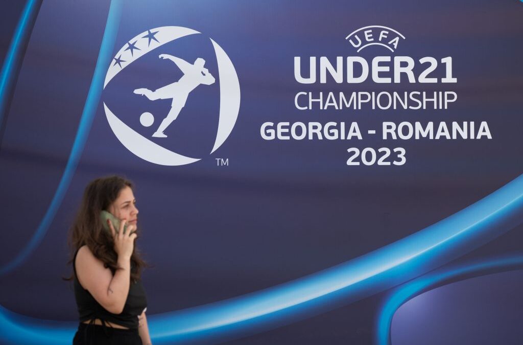 Ascolti tv giovedì 22 giugno 2023: Francia-Italia a 3,2 mln (19%), Zelig a 1,9 mln (15%)