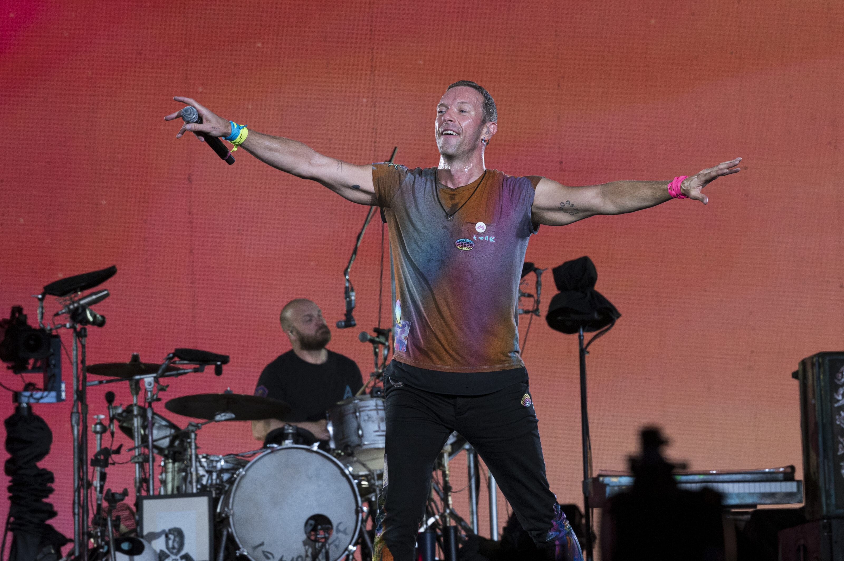 Coldplay, Napoli, 21 giugno 2023: la scaletta del concerto, orari, apertura cancelli e info biglietti