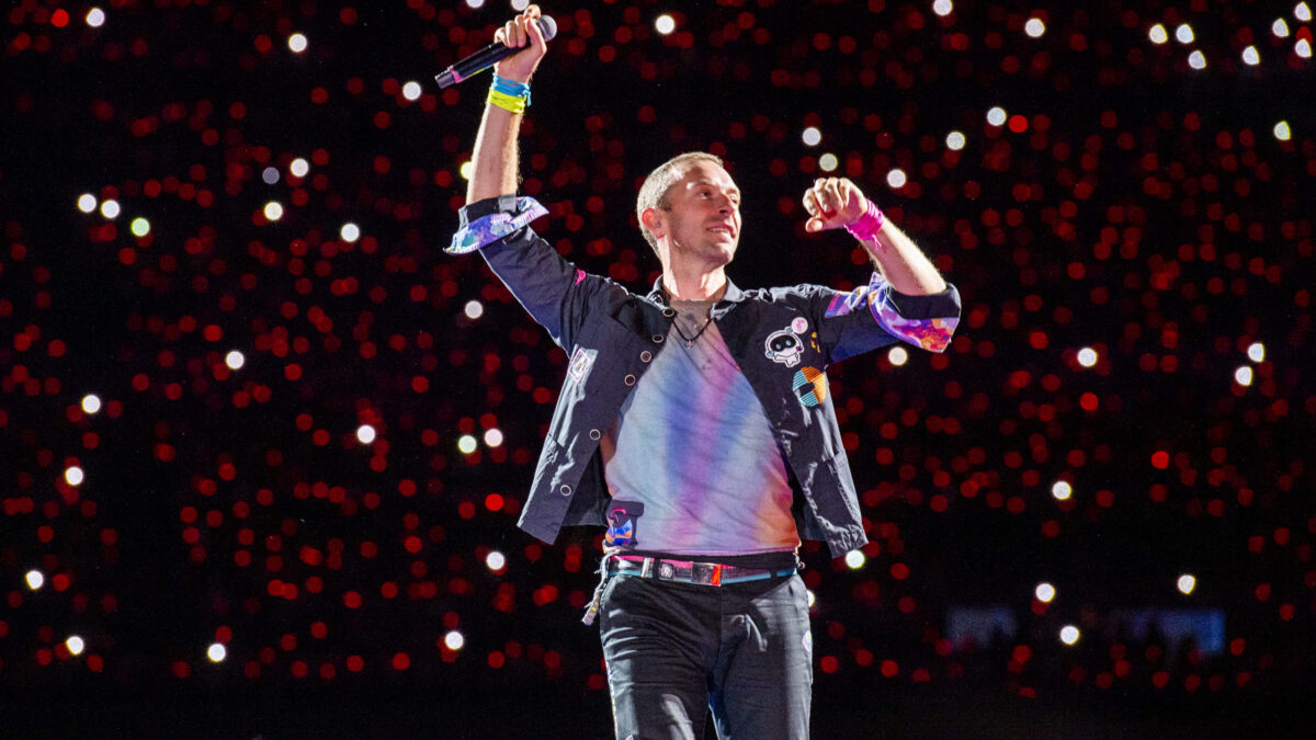 Coldplay, Milano, 29 giugno 2023: la scaletta del concerto a San Siro, come arrivare e tornare, orario e biglietti