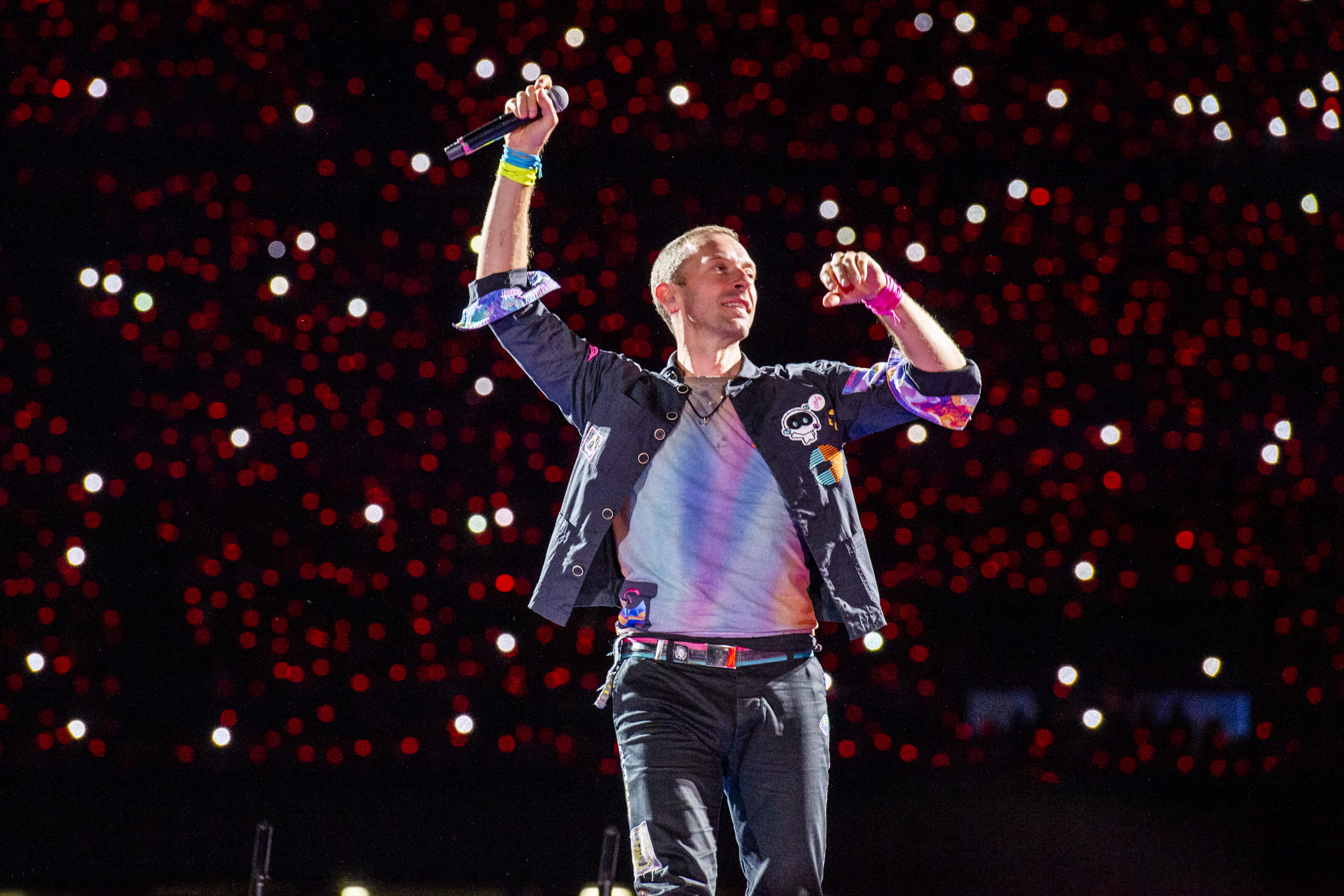 Coldplay, Milano, 29 giugno 2023: la scaletta del concerto a San Siro, come arrivare e tornare, orario e biglietti