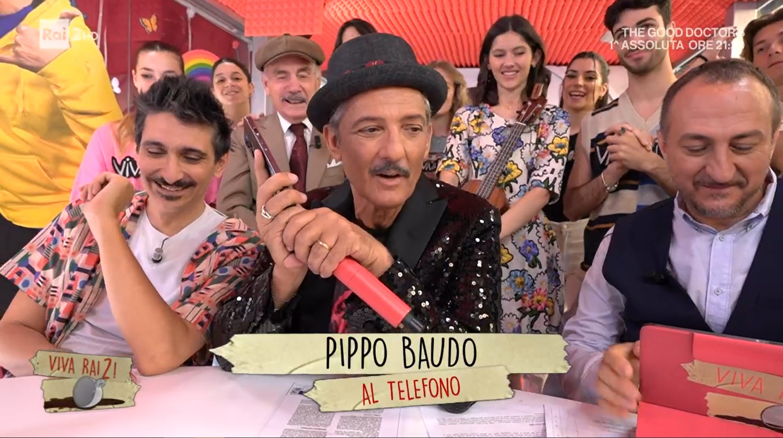 Auguri Pippo! A Viva Rai 2, Fiorello telefona in diretta a Baudo per il compleanno