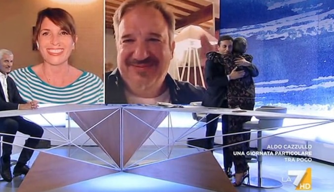 In Onda, per Parenzo e De Gregorio saluti e abbraccio finale: “Continueremo ad amarci, a distanza”
