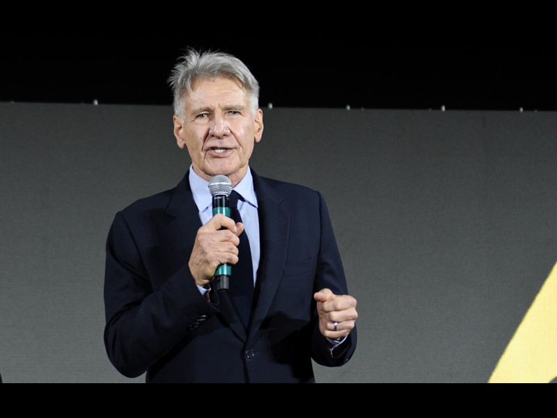 Indiana Jones e il quadrante del destino: nuovo poster di Indiana Jones 5 e foto di Harrison Ford a Taormina