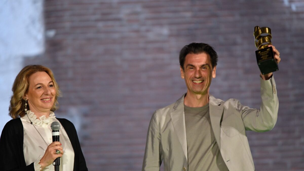 La Pellicola d’Oro 2023, vincitori: Migliori attori Fabrizio Gifuni e Margherita Buy per “Esterno Notte”