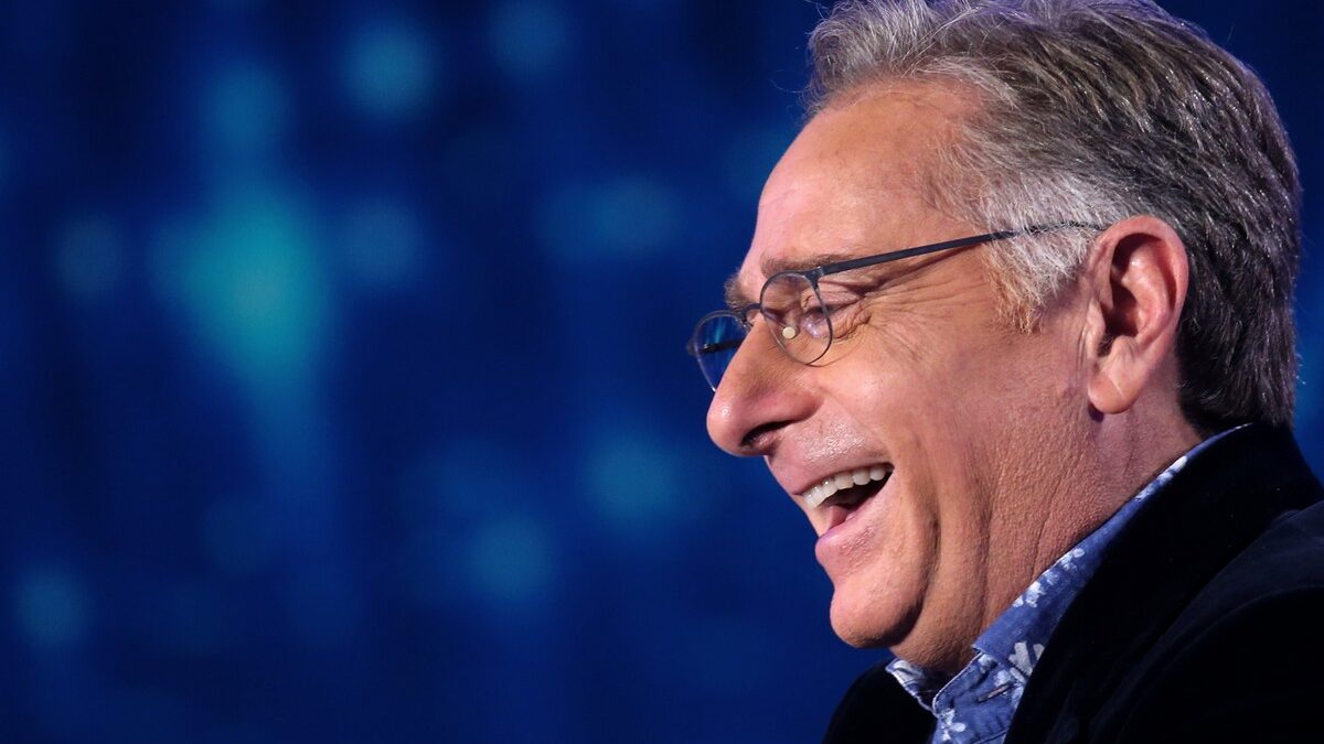 Paolo Bonolis: “Lascerò presto la tv”. La prima volta lo disse nel 1998