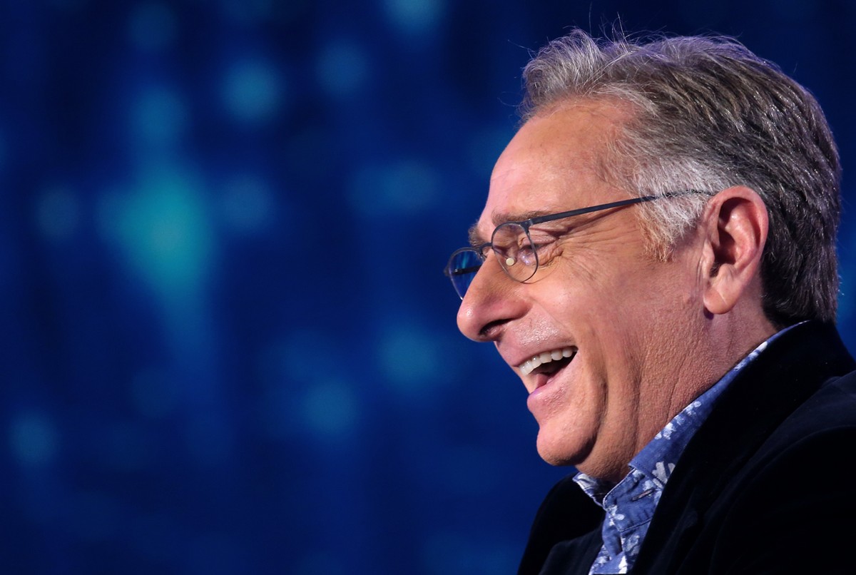 Paolo Bonolis: “Lascerò presto la tv”. La prima volta lo disse nel 1998