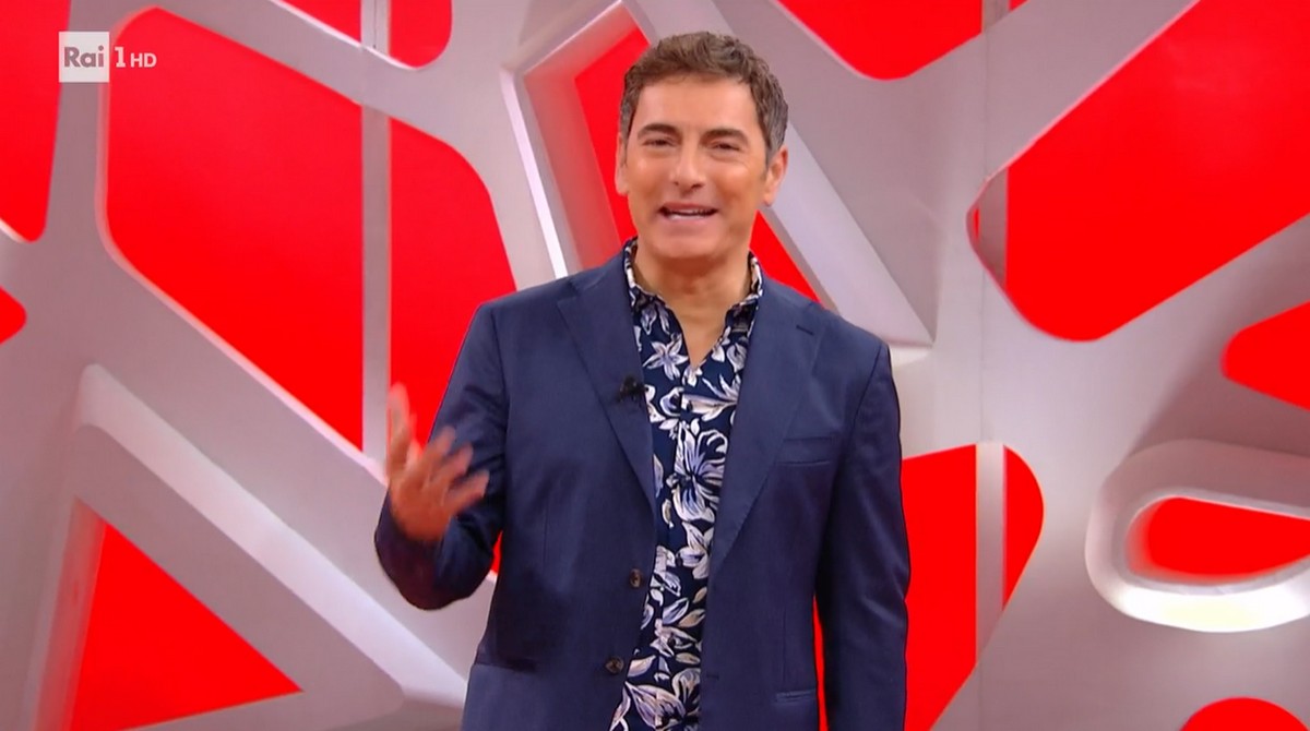 Reazione a Catena: il Festivalbar dei game show, l’estate televisiva che inizia