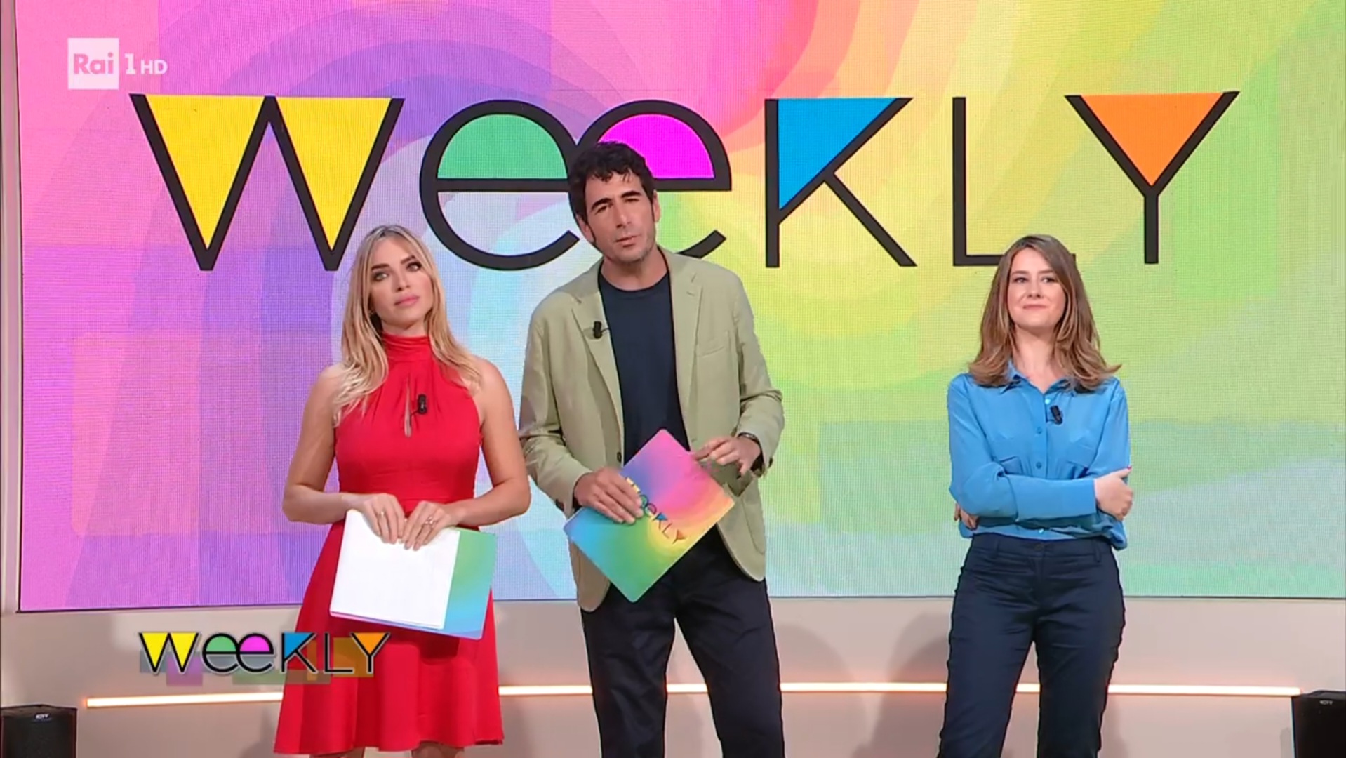 Weekly, un anno dopo il debutto assoluto non ha ancora capito cosa vuole essere