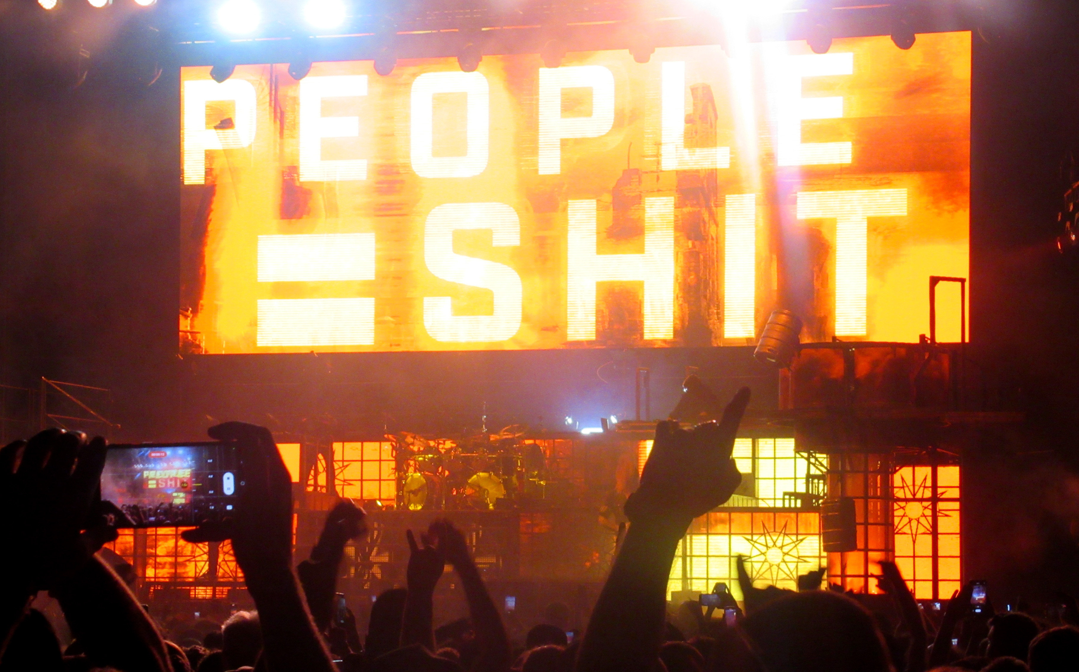 Sotto questo sole, in tuta rossa e col fiatone: Slipknot a Bologna, 25 Giugno 2023 – un report accaldato