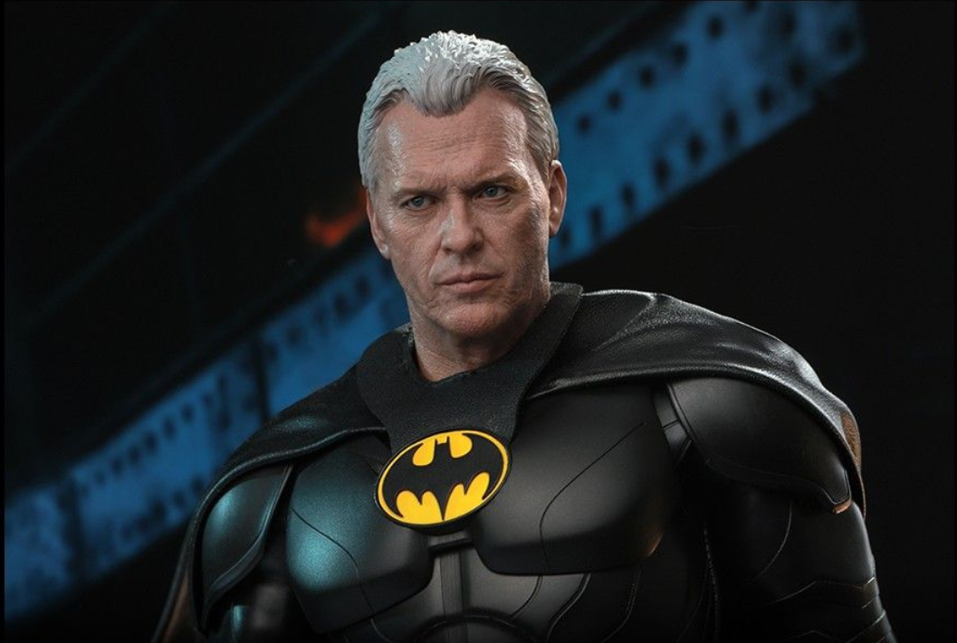 The Flash: nuova action figure Hot Toys del Batman di Michael Keaton versione 2023