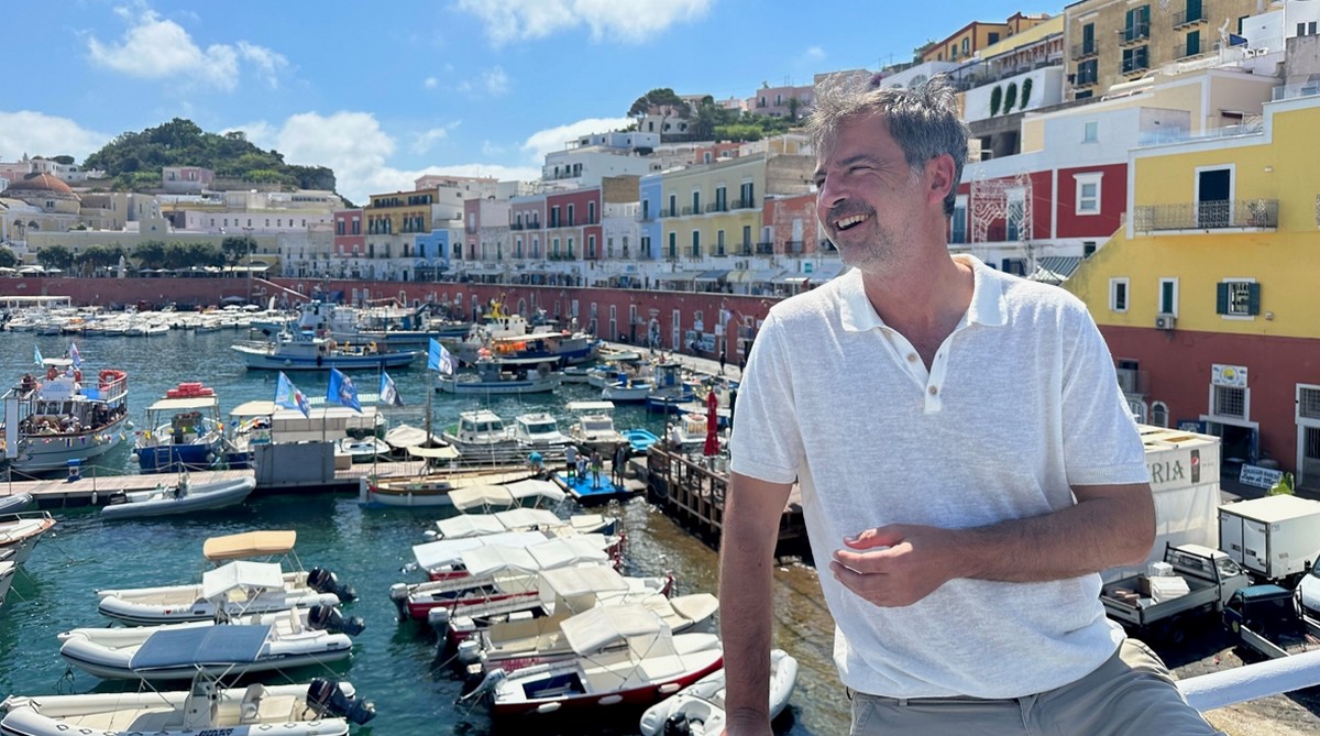Azzurro. Storie di Mare: la terza edizione del programma condotto da Beppe Convertini, dal 30 luglio su Rai 1