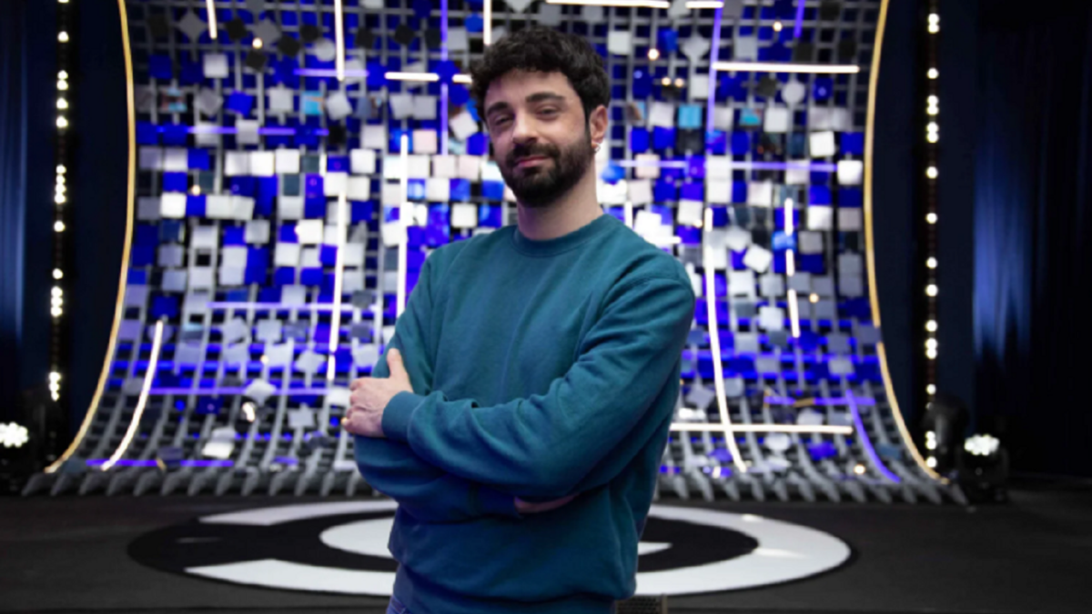 Daniele Gattano diverte con il suo show Male Male su Comedy Central