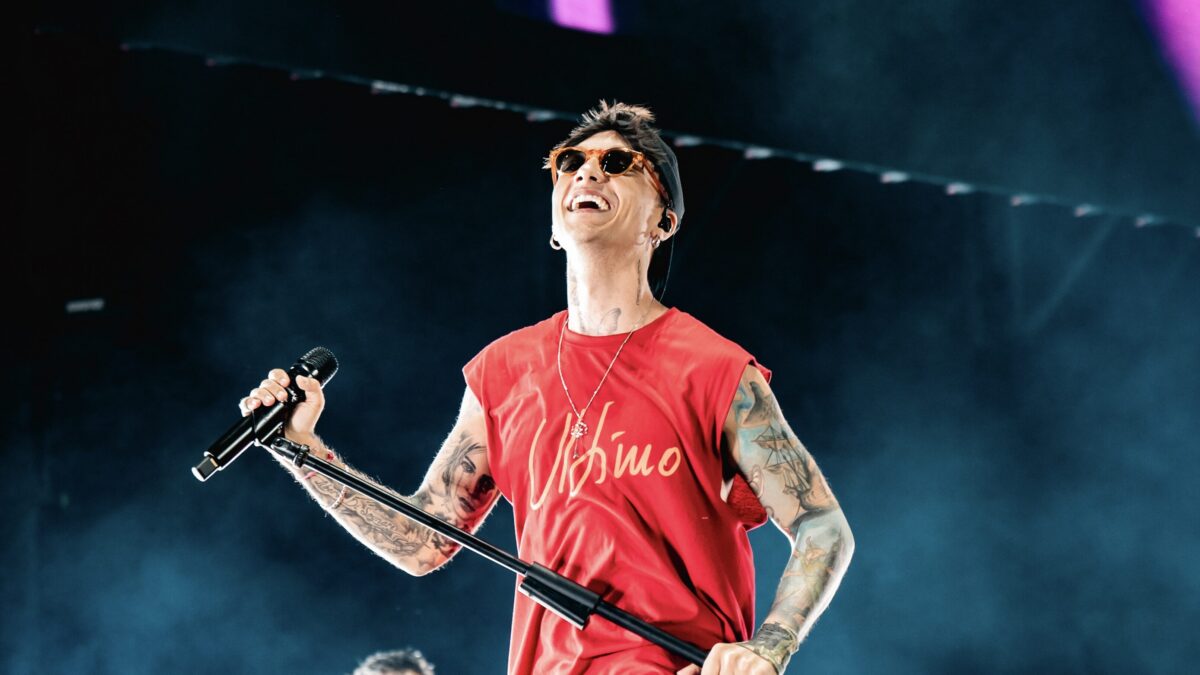 Ultimo, Milano, 17 luglio 2023: la scaletta del concerto a San Siro e video live